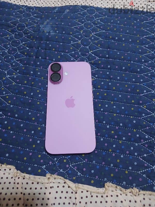 iPhone 16 3