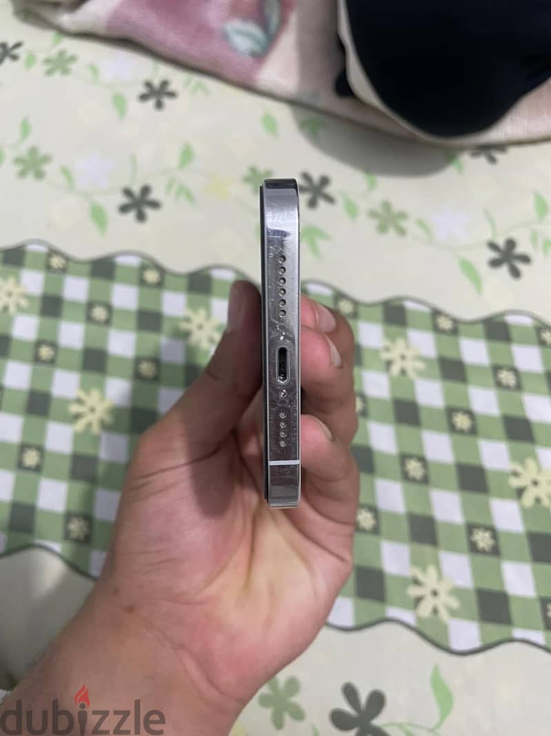 iPhone 12 Pro Max 5