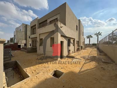 فيلا 500 متر صف اول علي الجولف استلام فوري جولف فيوز بالم هيلز Golf Views Palm Hills