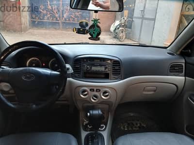 Hyundai Accent 2010