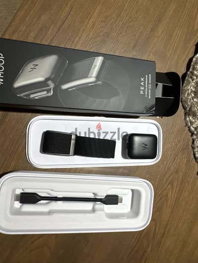 WHOOP 5.0 Peak + 12 Month Membership – Excellent Condition – Origin