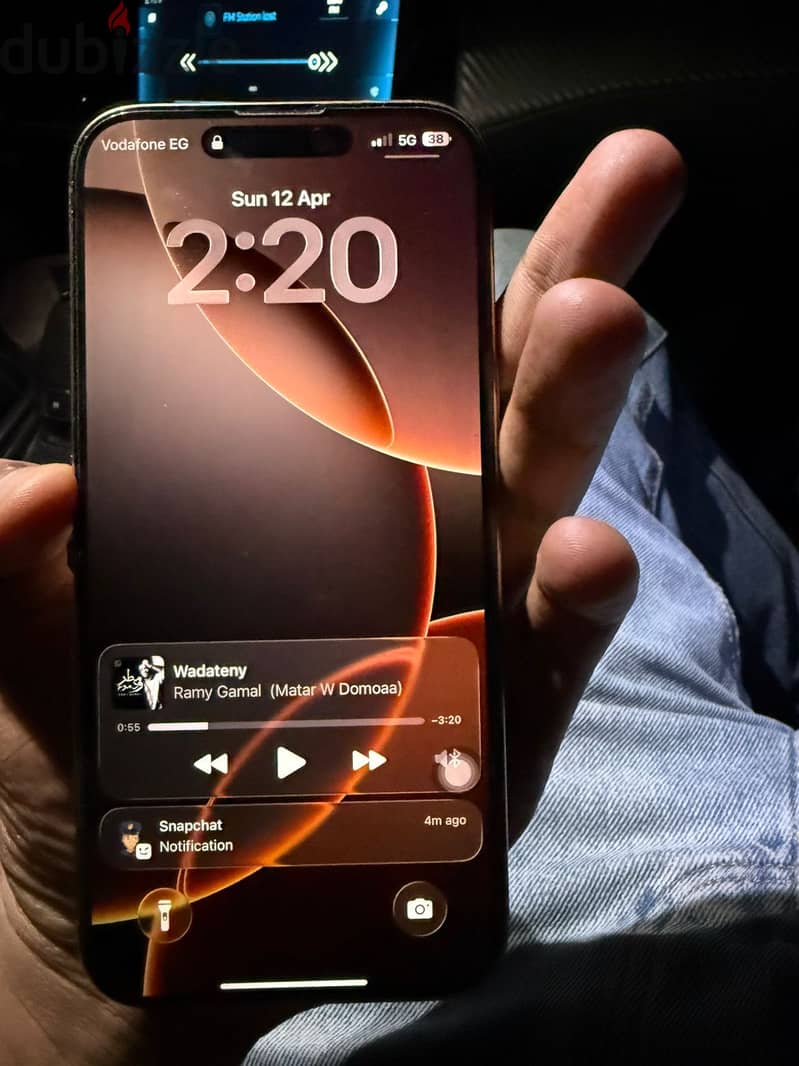 Iphone 16 pro max 3