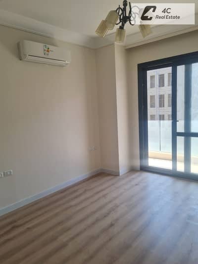 Lowest monthly rent, 3-bedroom apartment, ultra-super-lux finishing - Patio Oro, directly opposite the mall, with a distinctive layout,