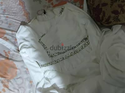 فستان جديد
