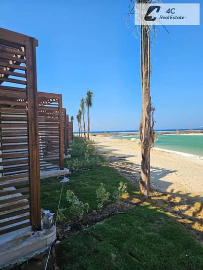 باقل من سعر الشركه شاليه ريسيل 3 غرف هاسيندا ويست الساحل الشماليprime location بتقسيمه مميزة-جاهز للمعاينه