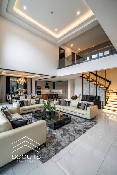 Immediate delivery townhouse for sale in a prime location opposite Madinaty with a stunning view of the park and water features, close to the British