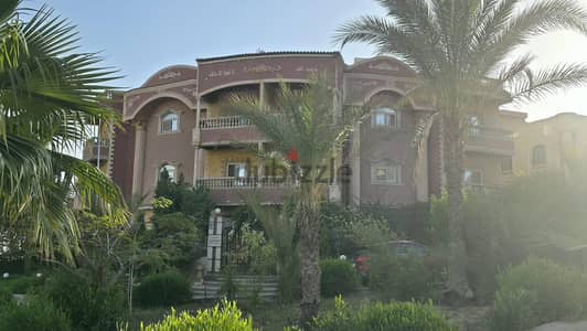 إعلان بيع شقة مميزة فى الحى الرابع - مدينة العبور