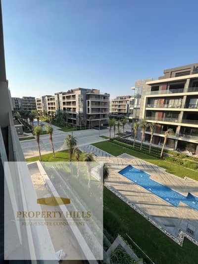 Apartment Ready to move in 164 sqm fully finished in the heart of New Cairo's Fifth Settlement in a prime location within El Patio Oro La Vista compou