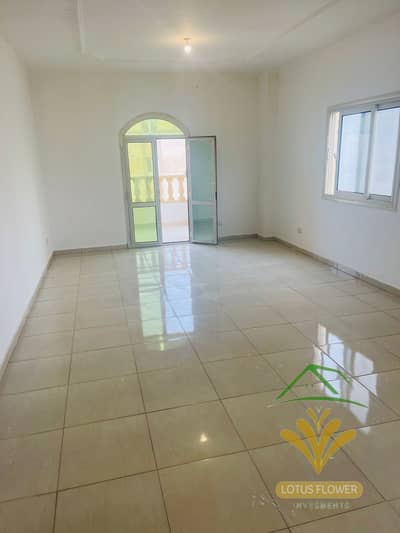 Apartment for sale in the Southern Lotus near the main clubs street 180m 3 rooms and 2 bathrooms