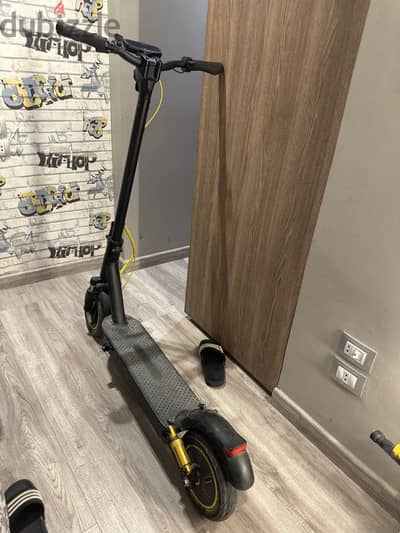 Electric scooter green power