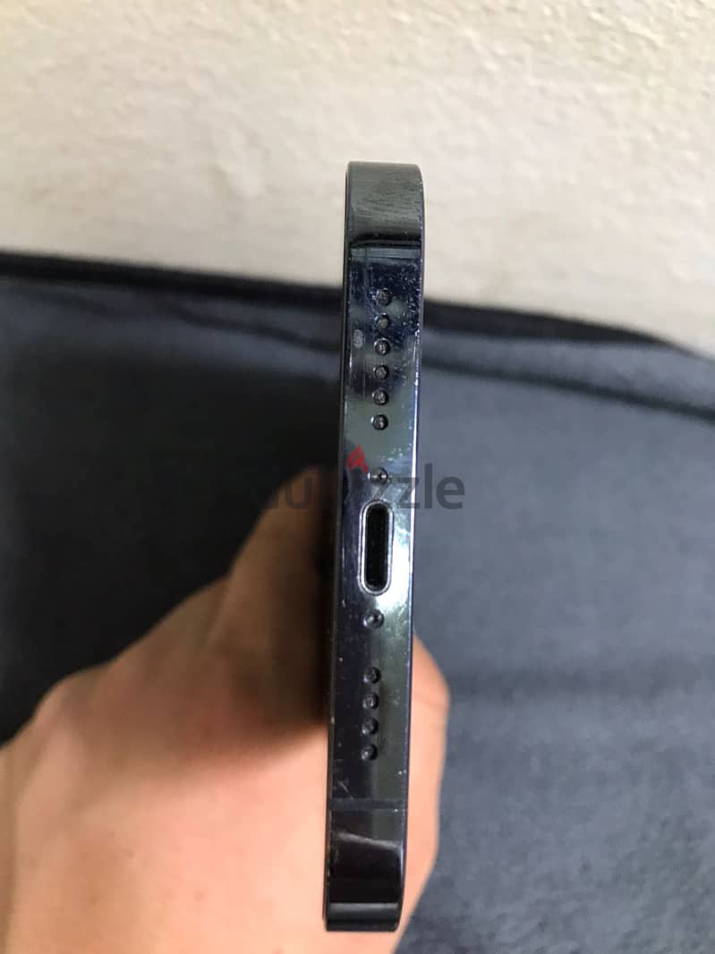 iPhone 12 Pro Max 2