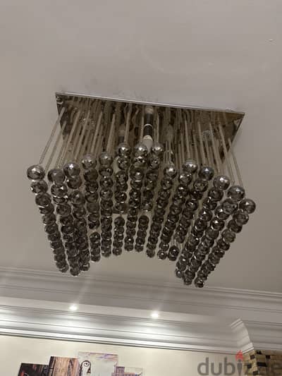 نجفة ٣ اضائة شكل مودرن مربعة
