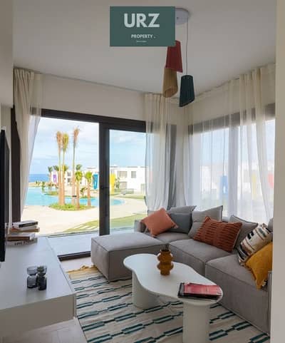 فرصة مميزة شالية seaview تشطيب فاخر مع التكيفات وخصم فور 30 % في الساحل شمالي بالقرب من مراسي وسي شور وسي شيل وبجوار مدن راس الحكمة في كالي كوست