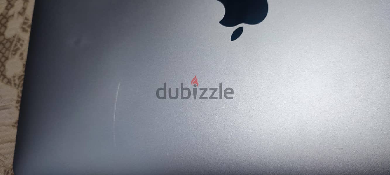 ماك بوك برو  MacBook pro 5