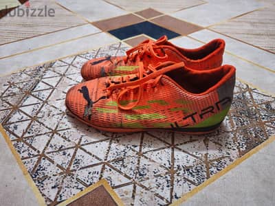 حذاء PUMA ULTRA
