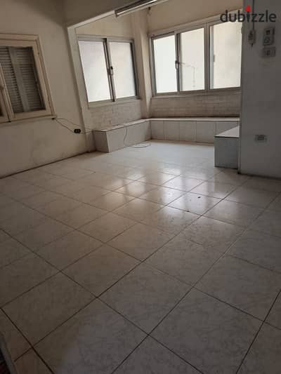 Apartment for rent at an unmatched price, branches of Al-Mirghani Street, ground floor
