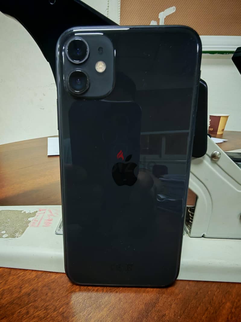 iPhone 11 3