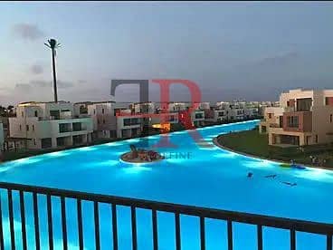 شاليه للبيع بحديقة خاصة غرفتين نوم  في مراسي بلانكا الساحل الشمالي