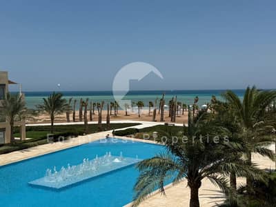 READY TO MOVE VILLA 5 BEDROOMS 1st ROW SEA VIEW FURNISHED IN GOUNA WITH INSTALLMENTS