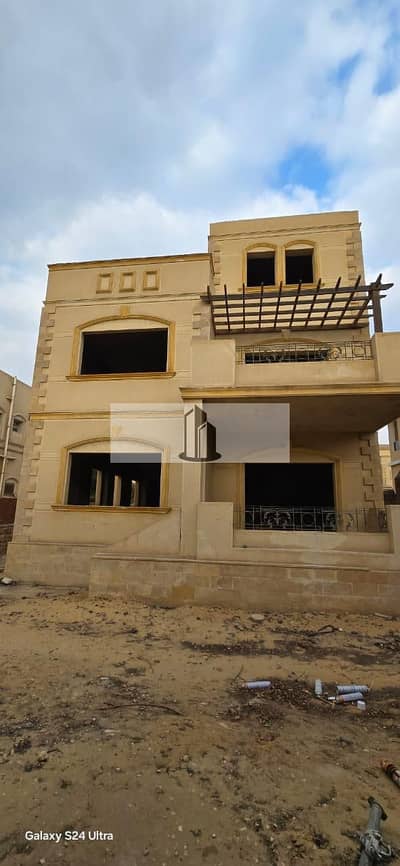 فيلا مستقلة لقطة للبيع في زيزنيا جاردنز Zizinia Gardens بأقل سعر وفيو مفتوح