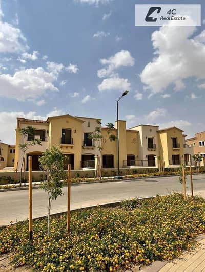 فيلا استلام فوري بفيو مميز ريسيل 3 غرف وغرفة مربية بأقل من سعر الشركة في City Gate التجمع الخامس بالقرب من جولدن سكوير وشارع التسعين للبيع