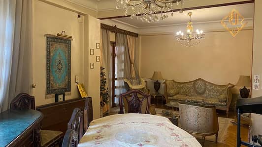 شقة للبيع فاخرة بميدان المساحة | 370م استثنائي بالدقي 