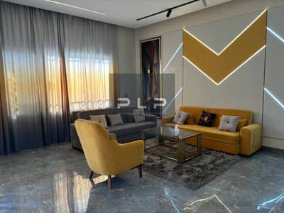 فيلا بحماام سباحة 11 غرفة نوم + شقة منفصلة للبيع بجوار قطاية ديونز التجمع Katameya Dunes New Cairo