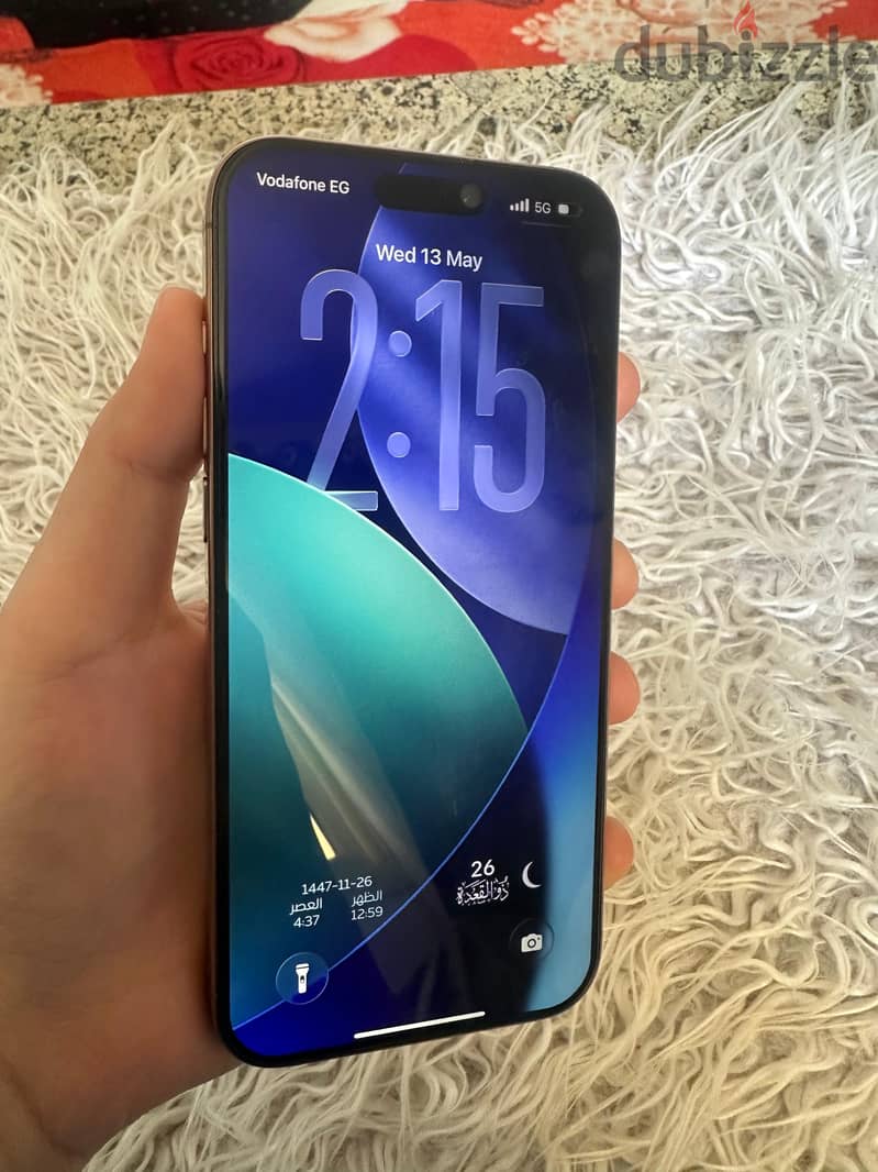 Iphone 16 pro max 4