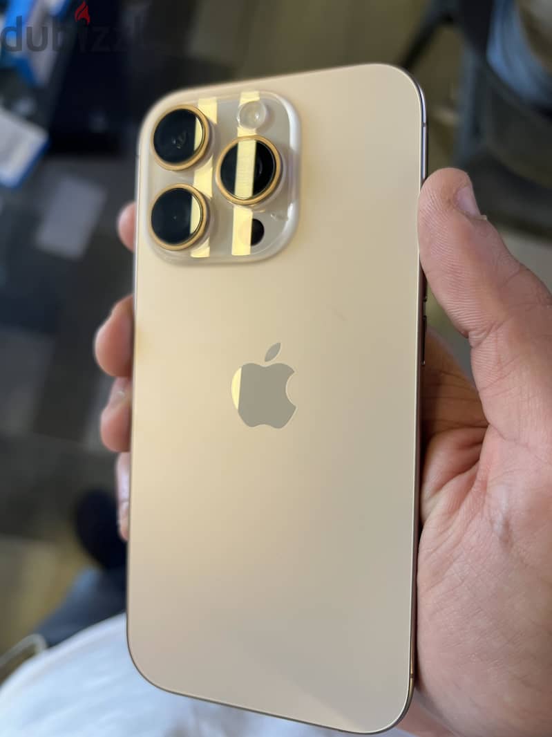 iPhone 16 pro 1