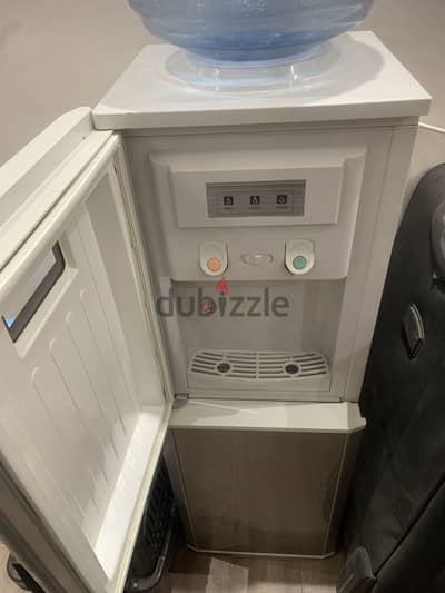 IKON 3-tap water dispenser with built in cooling cabinet- excellent