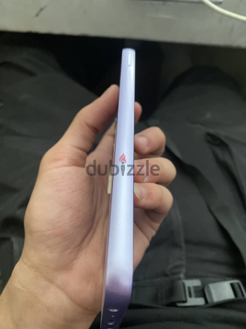 Mobile 3