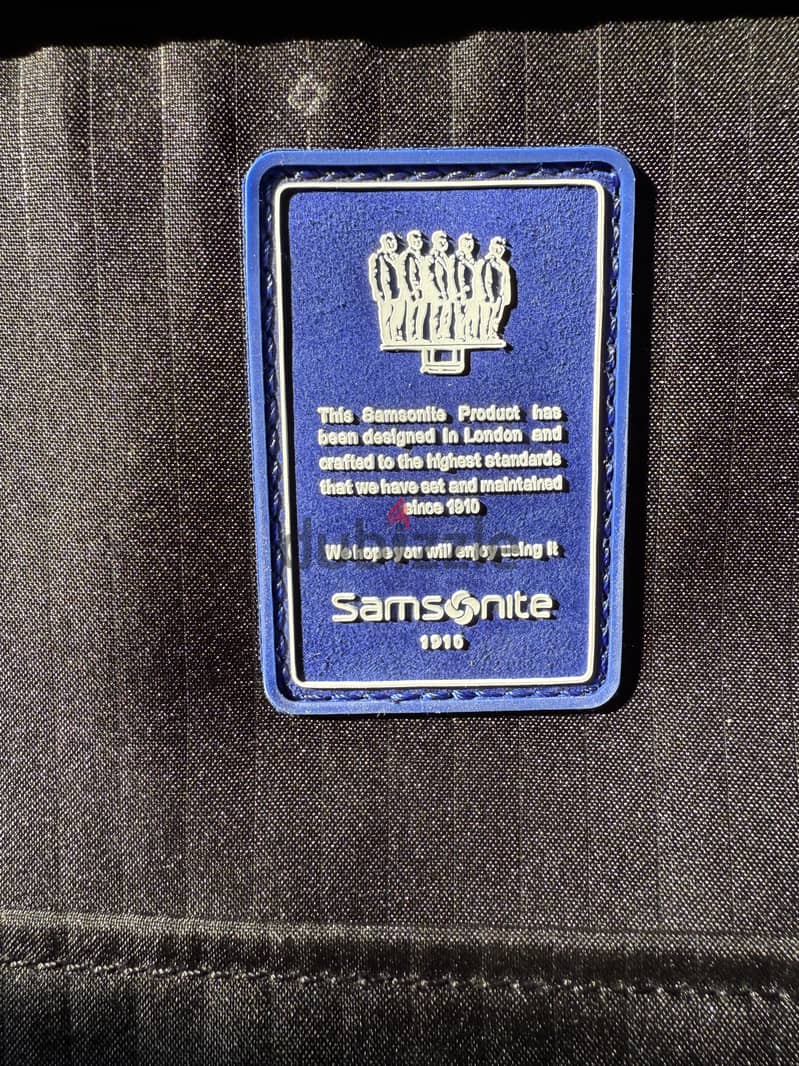 Samsonite 4