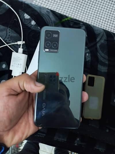 Vivo Y33s