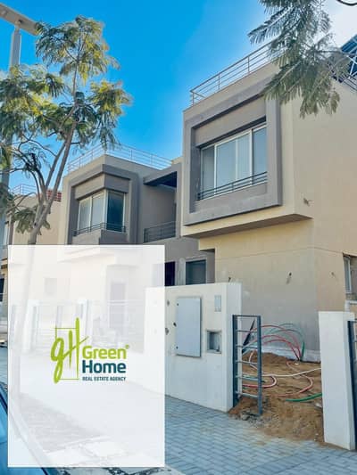 Ready to Move 3-Bedroom Twinhouse for Sale Prime Location Near Swimming Pool in Palm Hills New Cairo