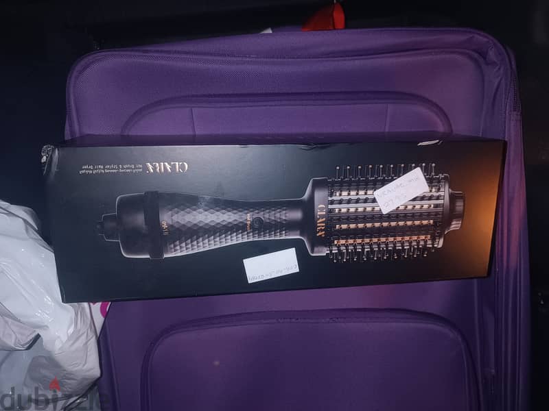 Clara hair styler 1