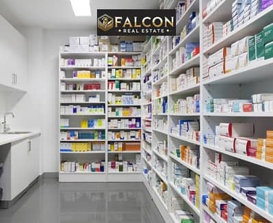 صيدلية (جاهزه للاستلام)  للبيع بواجهه مباشره علي محور المشير والوفاء والامل حى الواحه من المرشدى جروب el morshedy group  فى دجله تاورز