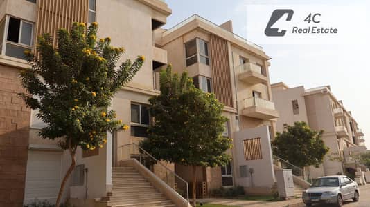 توين هاوس فيلا 210م كورنر بروف مميز ومفتوح في مرحلة Club park والاستلام فوري في كومباند ماونتن فيو اي سيتي نيو كايرو التجمع الخامس