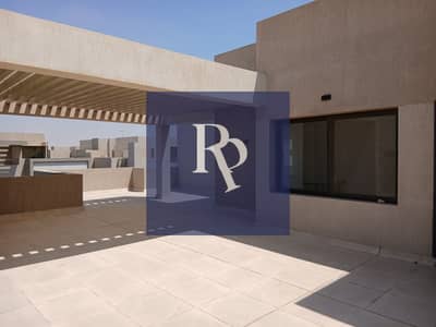 سكاي لوفت للإيجار في فيفث سكوير المراسم – روف خاص وتصميم عصري-يطل مباشرة على شارع التسعين الشمالي - التجمع الخامس