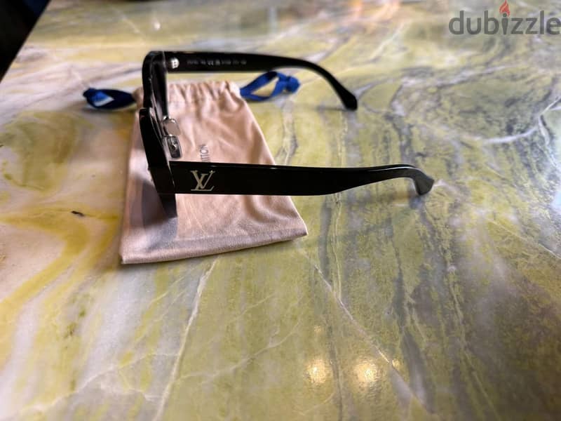 louis vuitton sunglasses 11