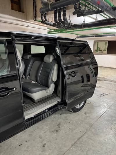 Kia Carneval - كيا كرنفال للإيجار
