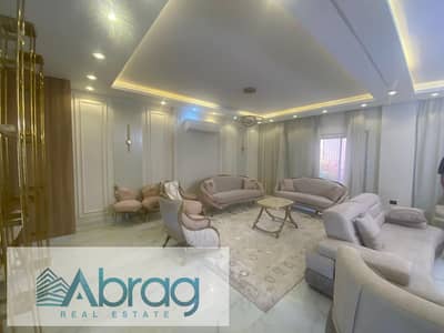 For rent: Twin house, 4 bedrooms, furnished and air-conditioned, ultra-modern, in Continental Residence Compound, Sheikh Zayed