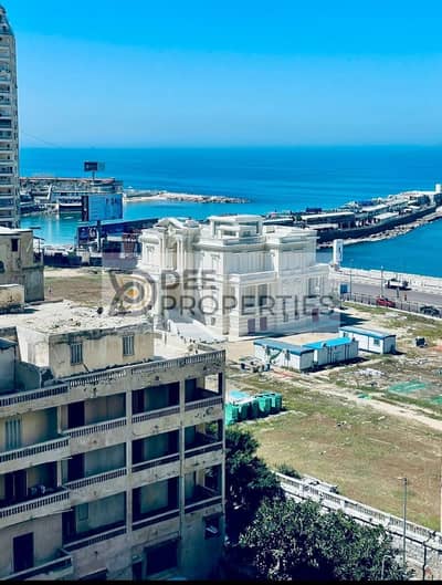 شقة للبيع في زيزينيا 215م - أمام قصر المجوهرات ( تري البحر )