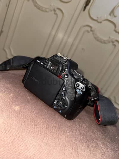 Canon D600
