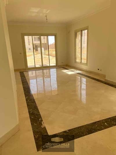 Fully finished villa for sale in Sheikh Zayed with an open view and landscape inside a luxurious compound