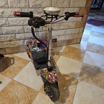 سكوتر اطفال يستحمل لحد وزن ١٦٠ ك