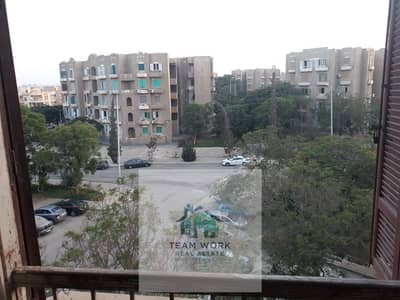 For sale: 70m² apartment in District 13, Sheikh Zayed - prime location and bargain price