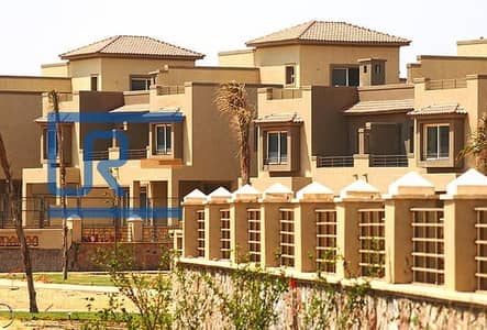 فيلا مستقلة للبيع 800 متر في بالم هيلز قطامية