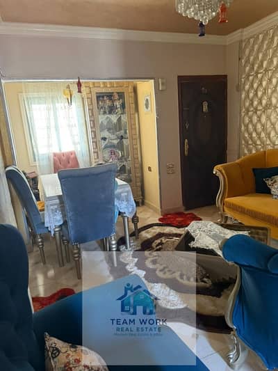 شقة للبيع في الحي الحادي عشر في قلب الشيخ زايد -Apartment for sale in District 11 in the heart of Sheikh Zayed
