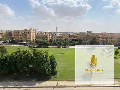 للبيع شقة فى البنفسج فيلات متشطبة استلام فورى الدور الاول