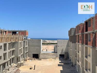وحدة 48م للبيع في منتجع بلاتنيوم بسعر مغري